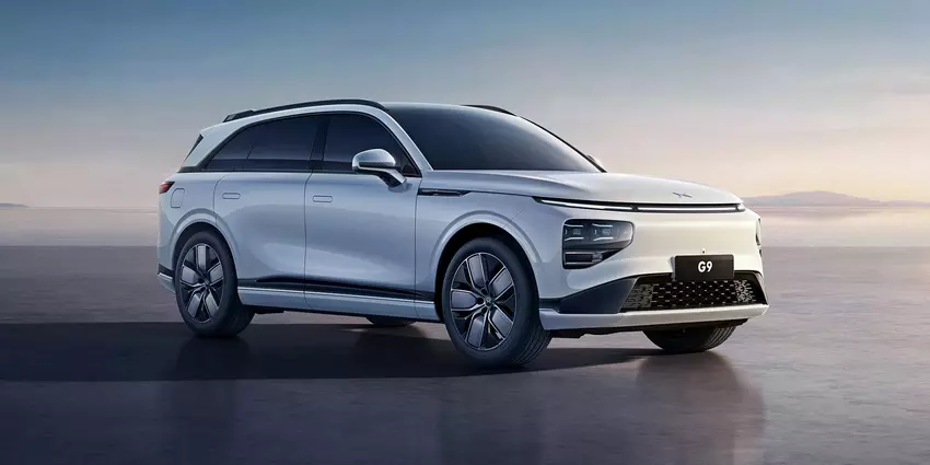 Xpeng G9: elektryczny crossover SUV o zasięgu 200 km po 5 minutach ładowania i 5-gwiazdkowej ocenie bezpieczeństwa NCAP