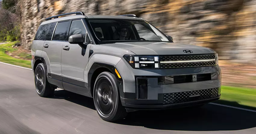 Hyundai zastąpi skrzynię biegów z podwójnym sprzęgłem w Santa Fe klasycznym „automatem”