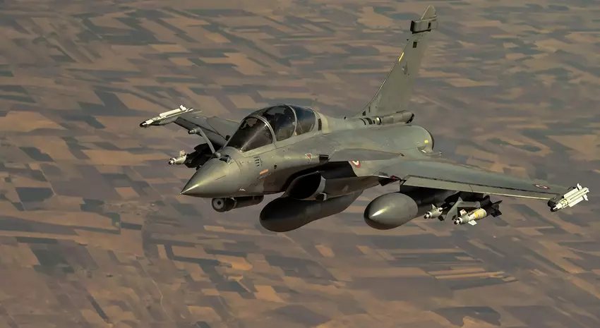 Indonezja kupuje 18 kolejnych francuskich myśliwców czwartej generacji Dassault Rafale i zwiększa swój portfel zamówień do 42 samolotów.