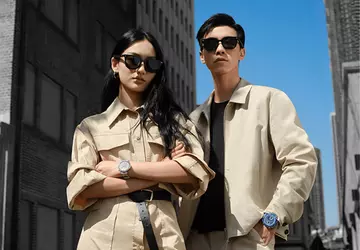 Możesz słuchać muzyki i rozmawiać przez ...