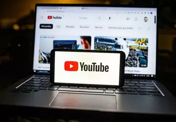 YouTube testuje podsumowania wideo generowane przez ...