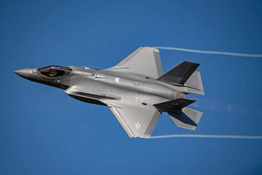 Singapur kupuje dodatkową partię myśliwców piątej generacji F-35 Lightning II