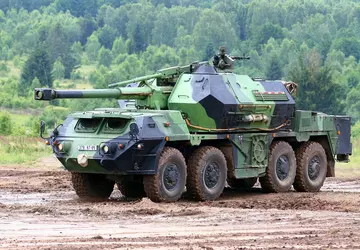 AFU pokazuje jak wykorzystuje 152mm vz.77 ...