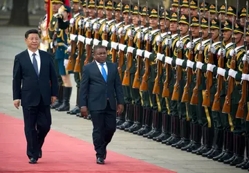 Chiny "wypchnęły" Rosję z afrykańskiego rynku ...