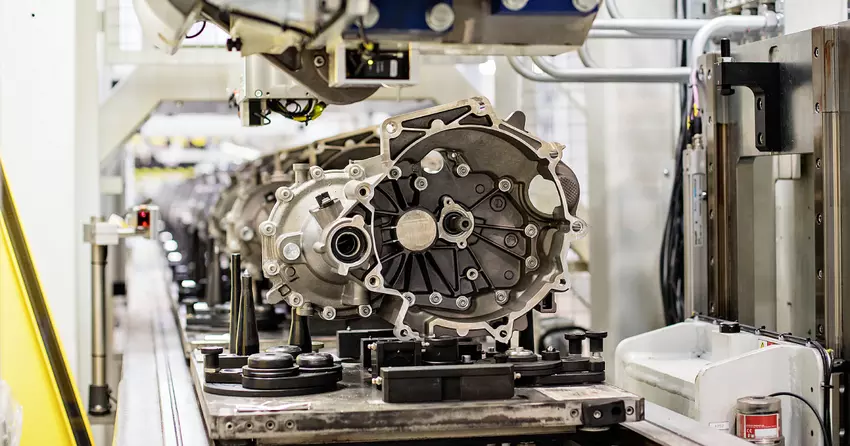 Škoda zrezygnuje z mechanicznych skrzyń biegów, — związkowiec Škoda