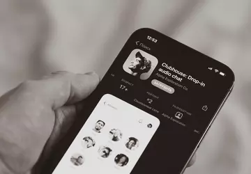 Clubhouse w końcu dodaje wyszukiwanie, nagrywanie ...