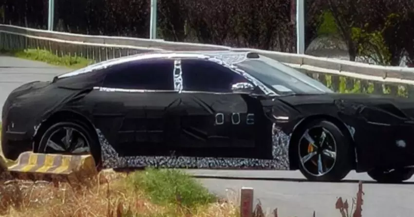 Xiaomi wprowadziła na testy wydłużoną wersję sedana SU7