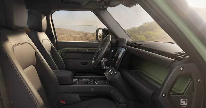 Wnętrze Land Rover Defender Trophy Edition