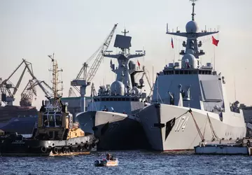 "Surowa kara": Chiny otaczają Tajwan, by ...