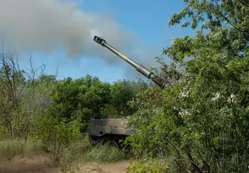 Polskie haubice Krab o zasięgu 40 ...