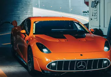 Elektromobil Mercedes GT XX przejechał „wokół ...