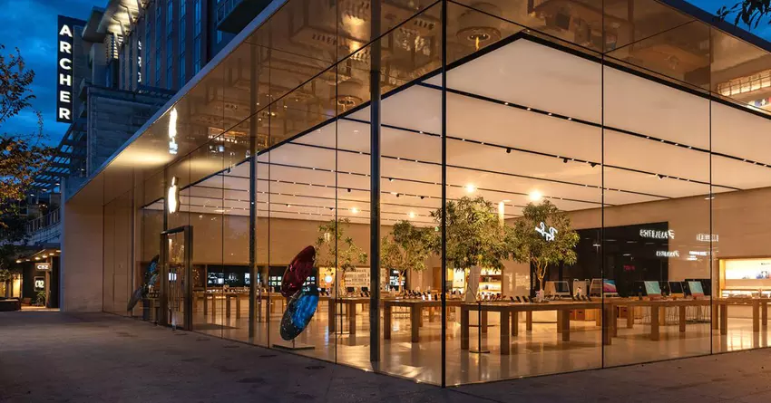 Dostawca Apple Foxconn ostrzega przed spowolnieniem popytu i rosnącymi problemami z dostawami