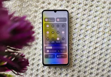 Samsung szuka nowych źródeł paneli OLED ...