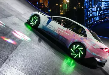 Rekuperacja energii hamowania BMW VDX mogłaby ...