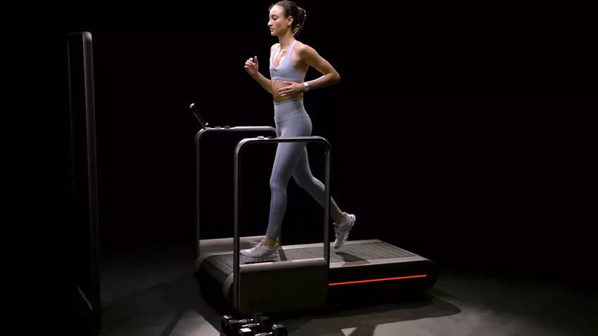 Amazfit HomeStudio: «inteligentna» bieżnia z wielkim 43-calowym ekranem 