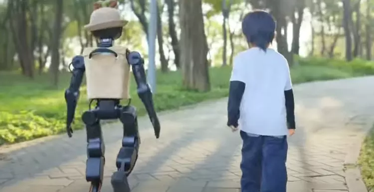 Przedstawiono Booster K1 — humanoidalny robot ...