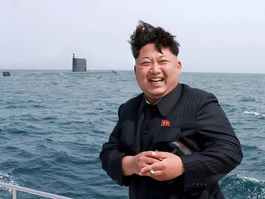 USA, Japonia i Korea Południowa twierdziły, że przed wizytą Kamali Harris w Seulu wystrzeliły rakietę balistyczną w kierunku Korei Północnej - przeleciała 600 km z prędkością 6200 km/h