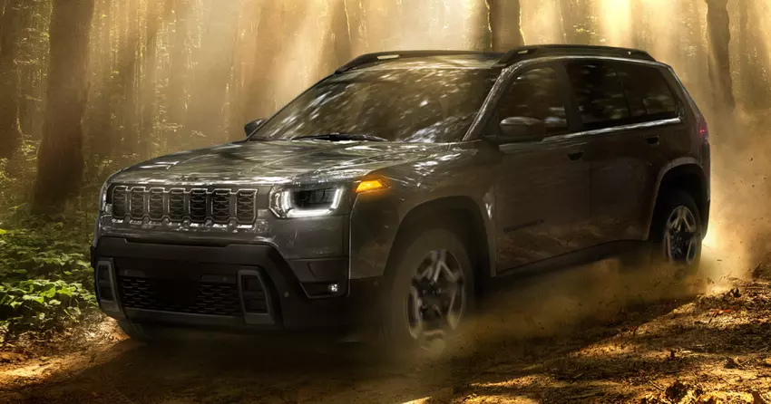 Nowy Jeep Cherokee pojawił się w teaserach przed oficjalną premierą