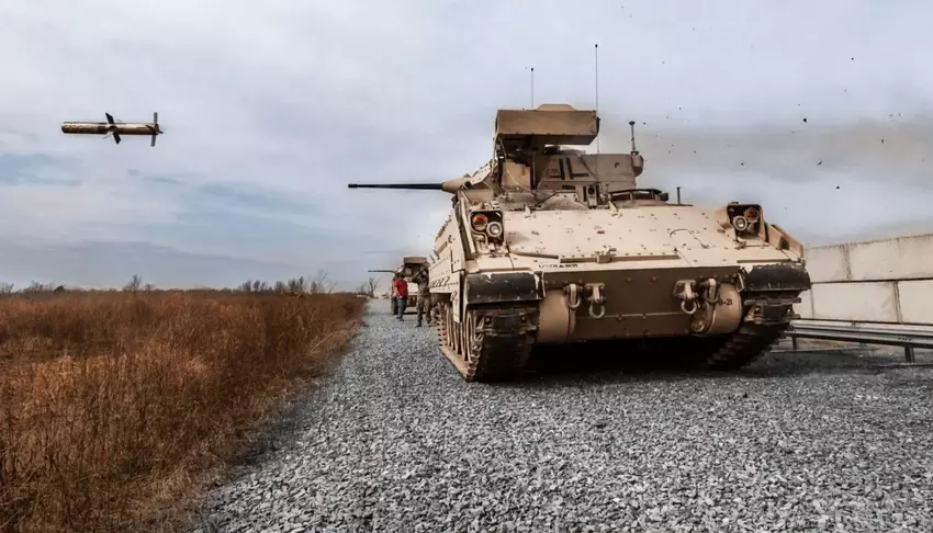 Grecja odrzuca "darmowe" bojowe wozy piechoty Bradley, które kosztowałyby 2 miliardy dolarów