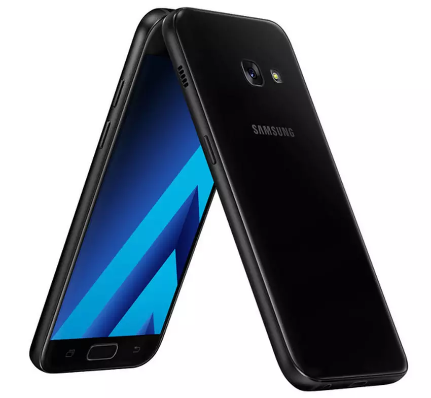 Samsung Galaxy A3 (2017) został zaktualizowany do systemu Android 8.0 Oreo