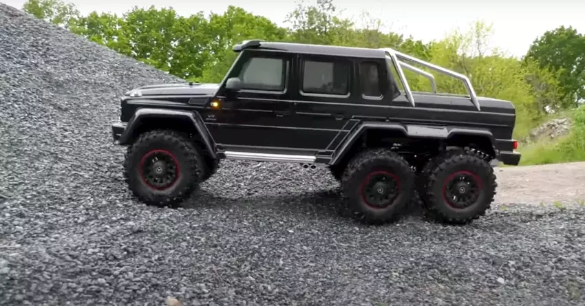 Najlepszy zdalnie sterowany pojazd gąsienicowy w skali 1:10 TRAXXAS TRX-6