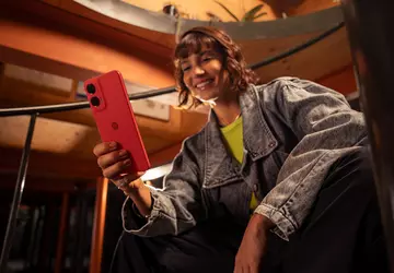 Motorola ujawniła Moto G35 z ekranem ...