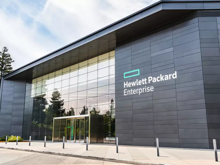 HP wydaje 23 mln dolarów, aby opuścić Rosję - firma odpisuje towary, rozwiązuje kontrakty i wypłaca odprawy