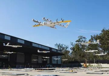 Walmart uruchomi dostawę dronami Wing w ...