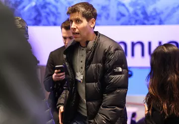 Szef OpenAI wzywa branżę AI do ...