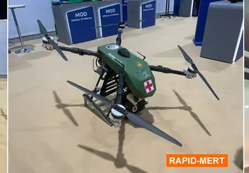 Prezentowane są kwadrokoptery MERT do transportu ...