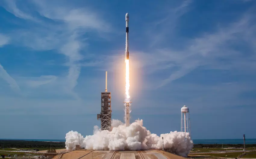 Rakieta Falcon 9 rozbije się na Księżycu po 7 latach wędrówki w kosmosie