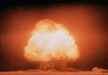 W 46 stanach USA, Kanadzie i ...