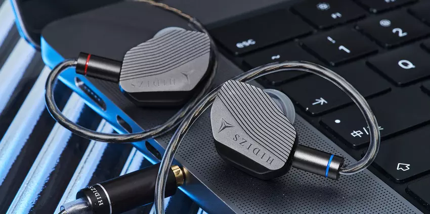 HIDIZS przedstawia pierwsze na świecie 14,3 mm planarne słuchawki douszne MP143 Salt  