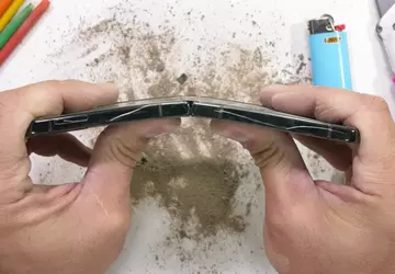 Składany smartfon Samsung Galaxy Flip 4 ...