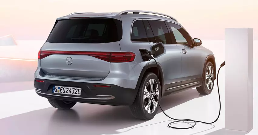 Mercedes-Benz EQB 2024 - ilustracja