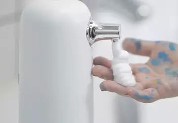 10 dozowników mydła w płynie: porządne, ...