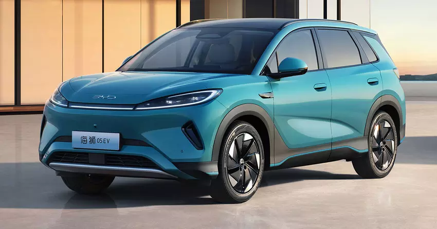 Sprzedaż BYD w pierwszym kwartale 2025 roku wzrosła o 58%, podczas gdy Tesla nadal spada