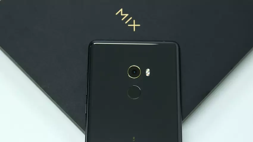 Mi Mix 4 nie będzie? Xiaomi może zmienić nazwę swoich flagowców