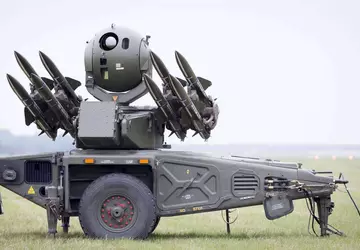 Szwajcaria dobrowolnie zniszczy 60 rakiet ziemia-powietrze ...