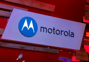 Nowy render Moto Z3 Play demonstruje ...