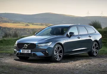 Volvo wycofuje 7 483 hybrydy w ...