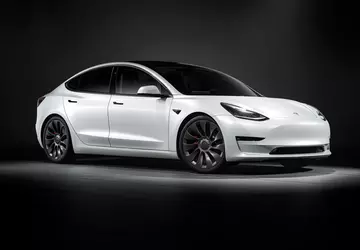 Kanadyjczyk przypadkowo kradnie cudzą Teslę Model ...