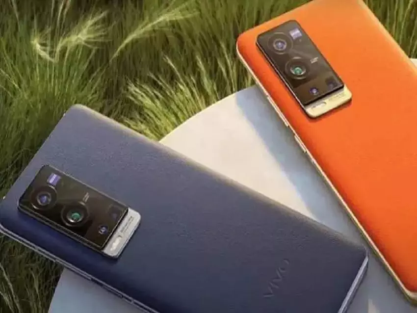 Trzy procesory wielu producentów, wyświetlacze 120Hz i zaawansowane aparaty: ujawniono specyfikacje Vivo X70, X70 Pro i X70 Pro+