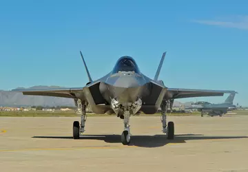 F-35 Lightning II przejmuje Europę – ...