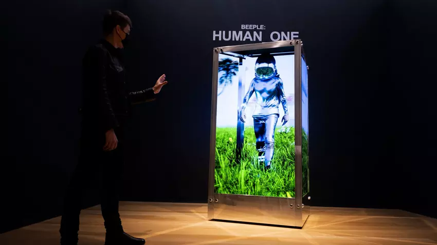 Artysta NFT Beeple sprzedany na aukcji za 29.000.000 dolarów