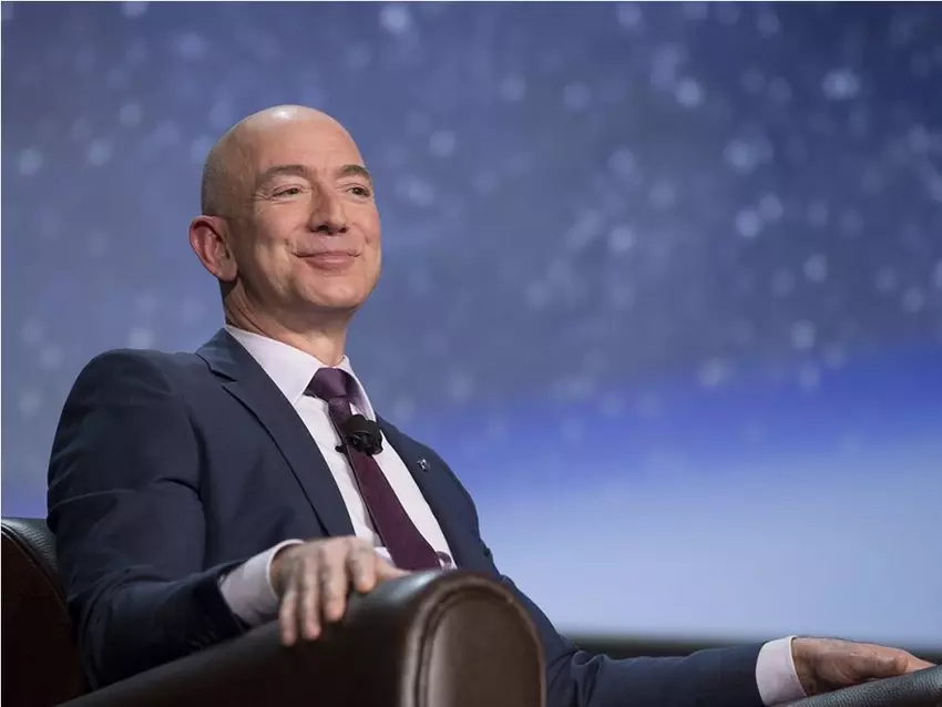 Jeff Bezos wraca do kierowania z nowym startupem AI Project Prometheus