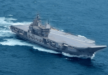 Indie budują pierwszy lotniskowiec za 2,5 ...