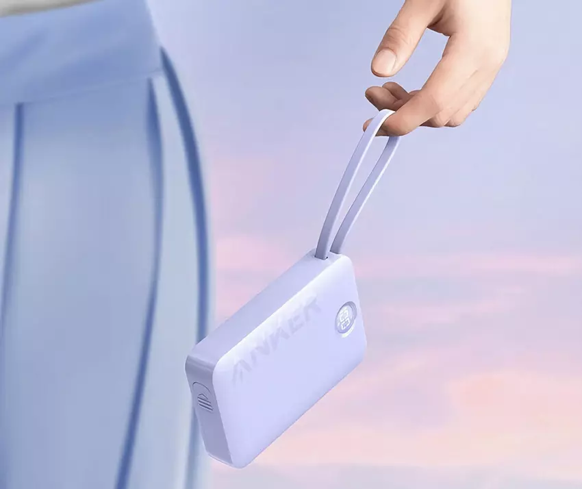 Anker 335 Power Bank: bateria 20 000 mAh ze zintegrowanym kablem, wyświetlaczem i uchwytem na telefon za 31 USD