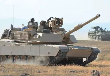 Politico: Biden rozważa przekazanie Ukrainie 30-50 ...