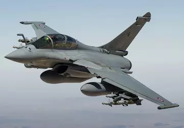 Francja wzmacnia swoją pozycję na Bliskim ...